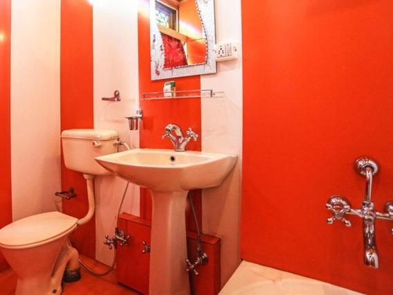 New Lakes Crown Group Of Houseboats Srinagar  Room photo